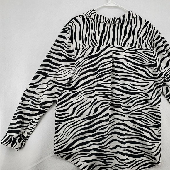 TIME AND TRU Shirt Women's Long Roll-Tab Sleeves Zebra Pattern White Black 2XL - Picture 10 of 12
